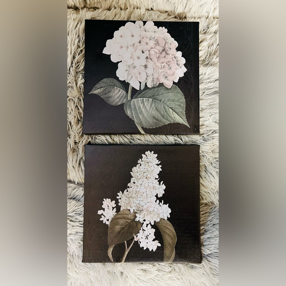 New Two 8 1/2 x 8 1/2 Floral Wall Canvases with a hook on the back for hanging